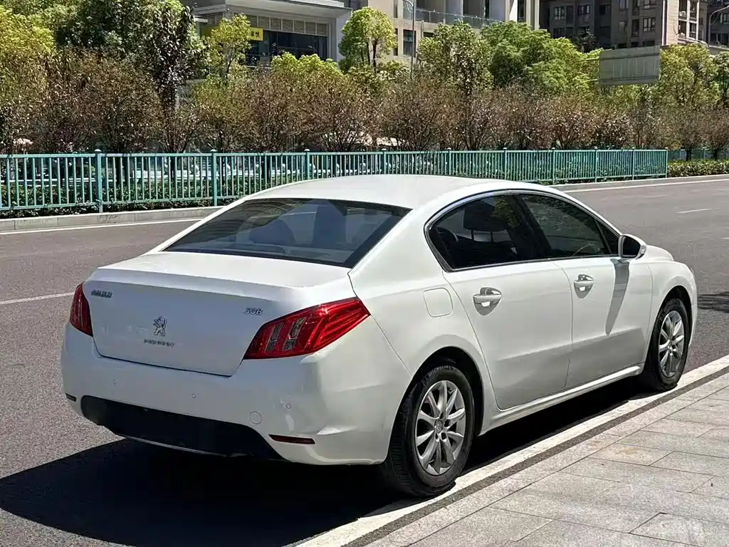 Peugeot 508 — миниатюра 9