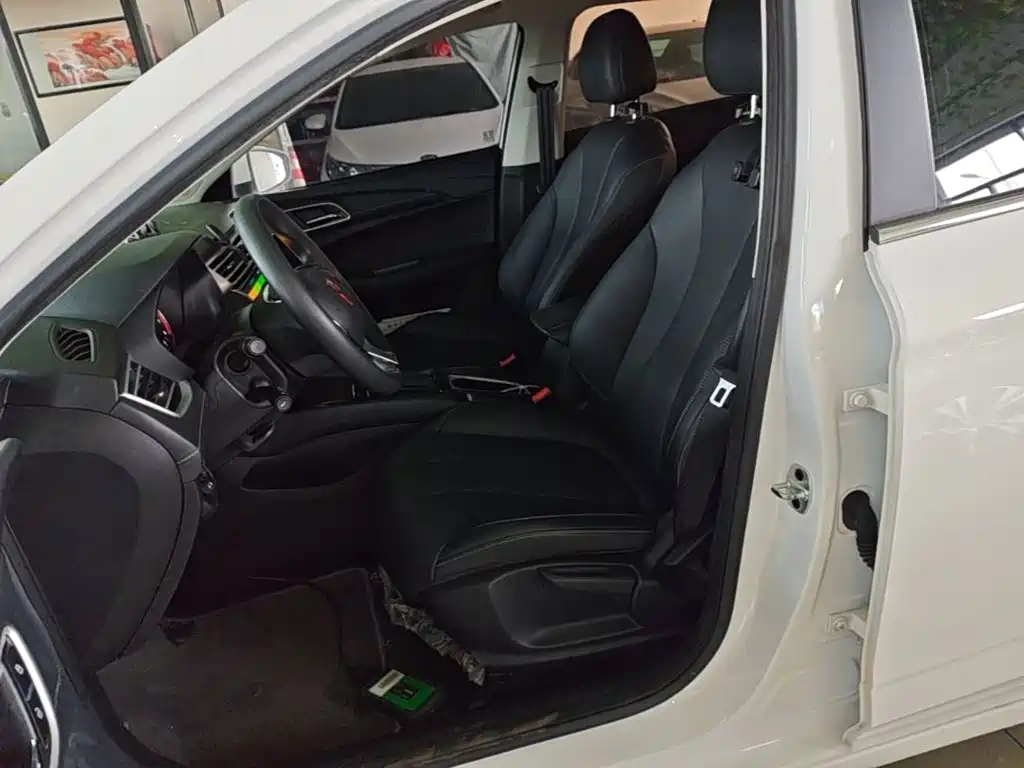 Roewe i5 — миниатюра 15