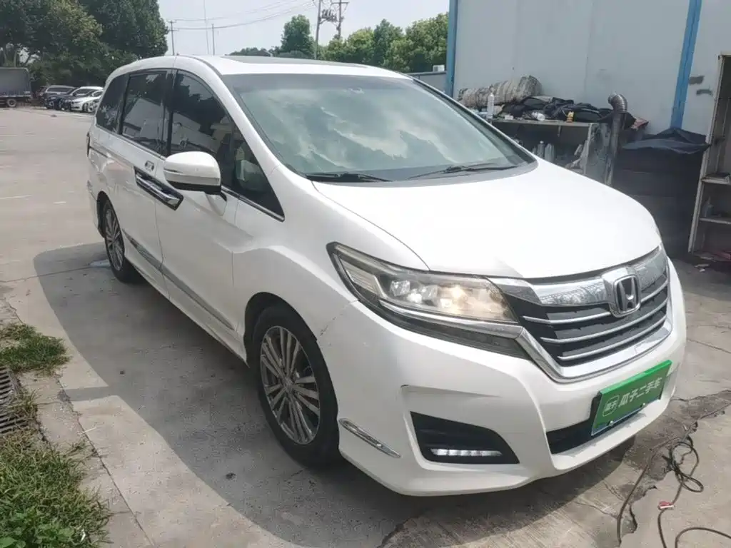 Honda Elysion — миниатюра 4