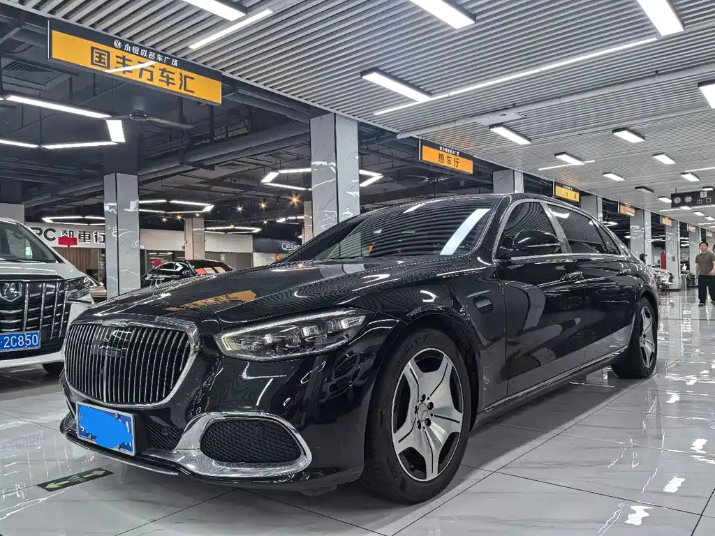 Mercedes-Benz S-Class 2024