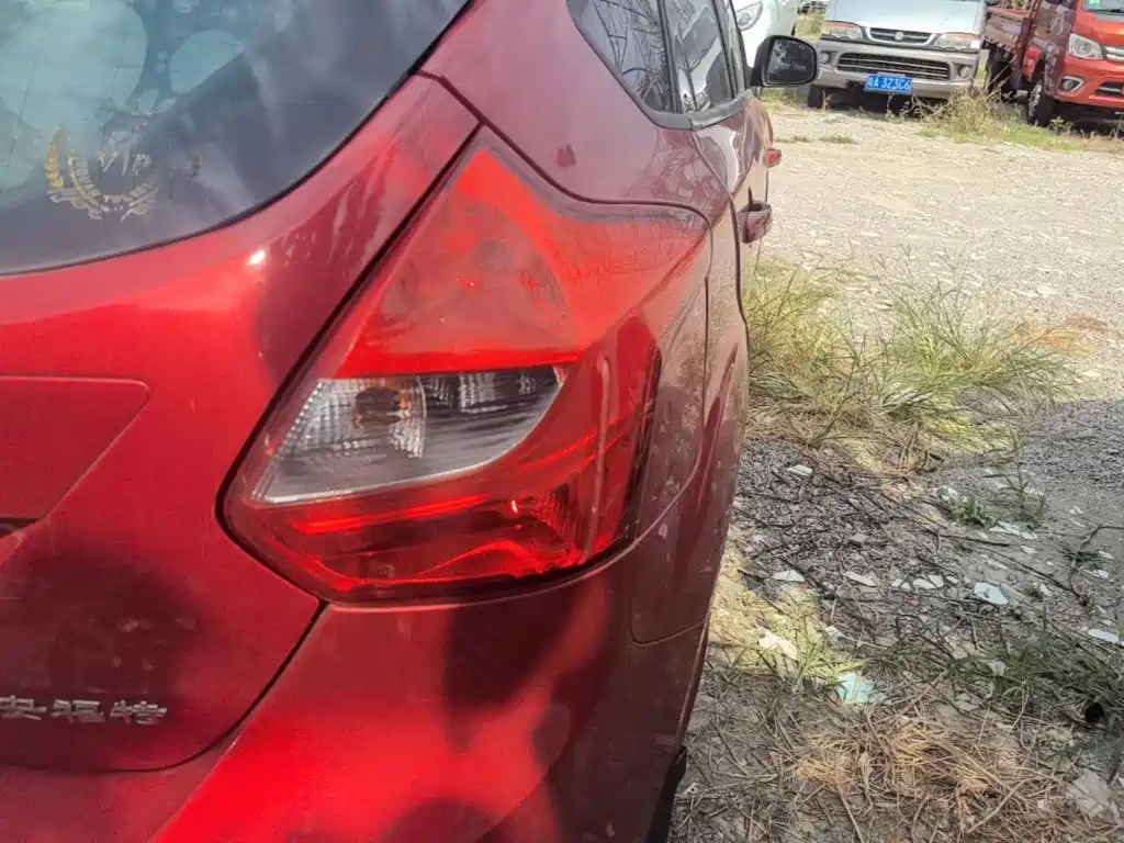 Ford Focus — миниатюра 8