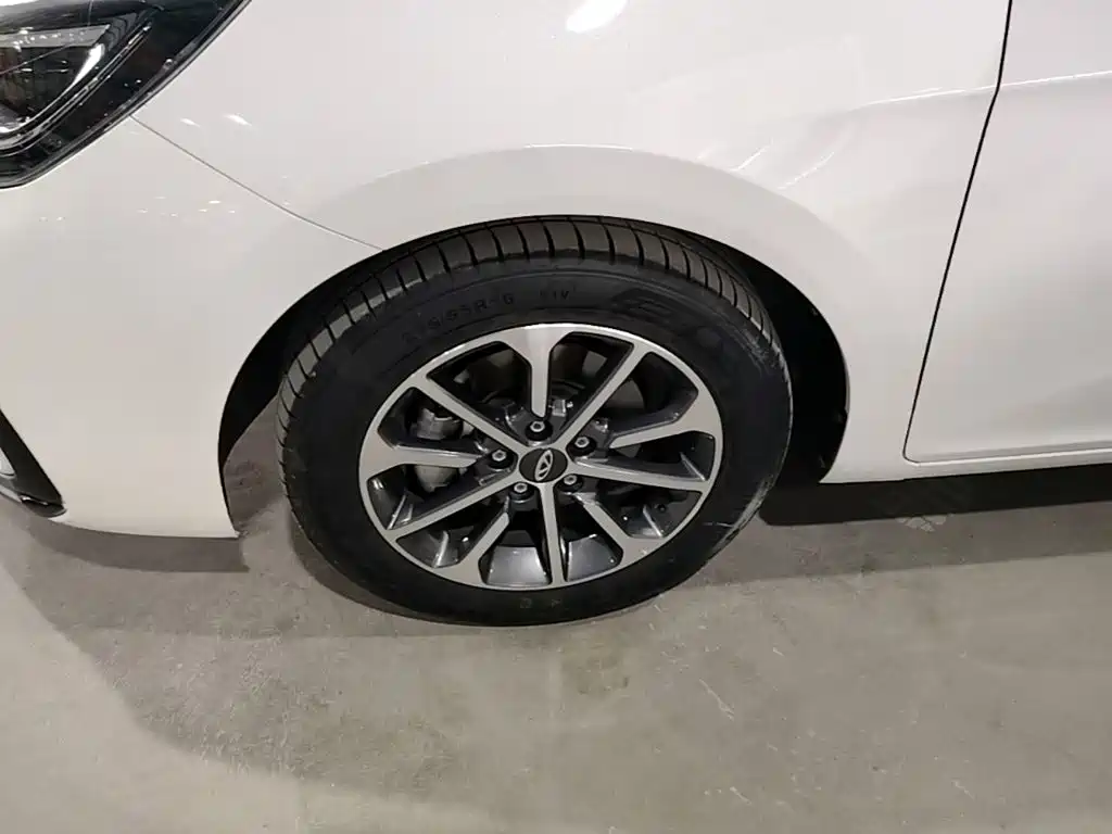Chery Arrizo 5 — миниатюра 23
