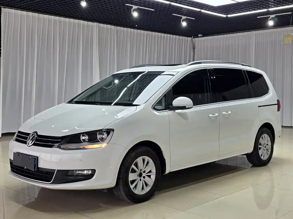 Volkswagen Xia 2016 280TSI 7 мест