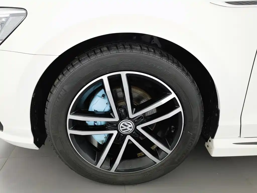 Volkswagen Lamando — миниатюра 17
