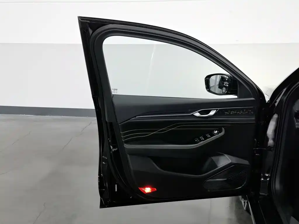 Geely Xingrui — миниатюра 8