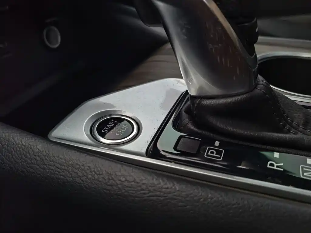Nissan Teana — миниатюра 17