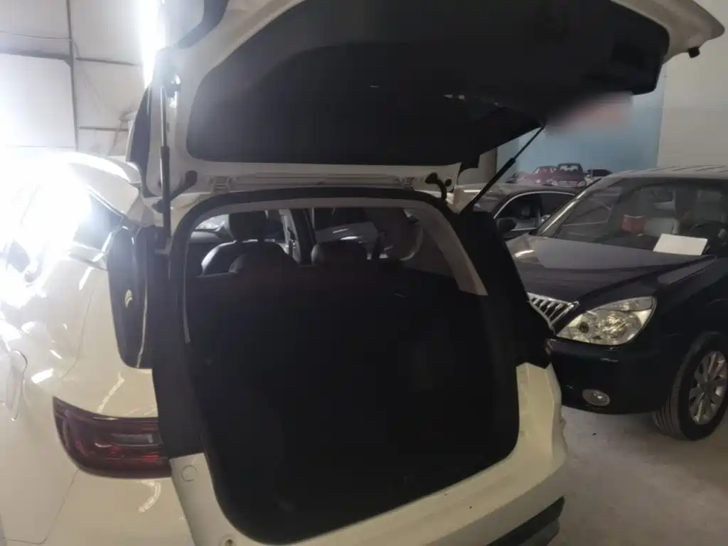 Geely Vision X6 — миниатюра 19