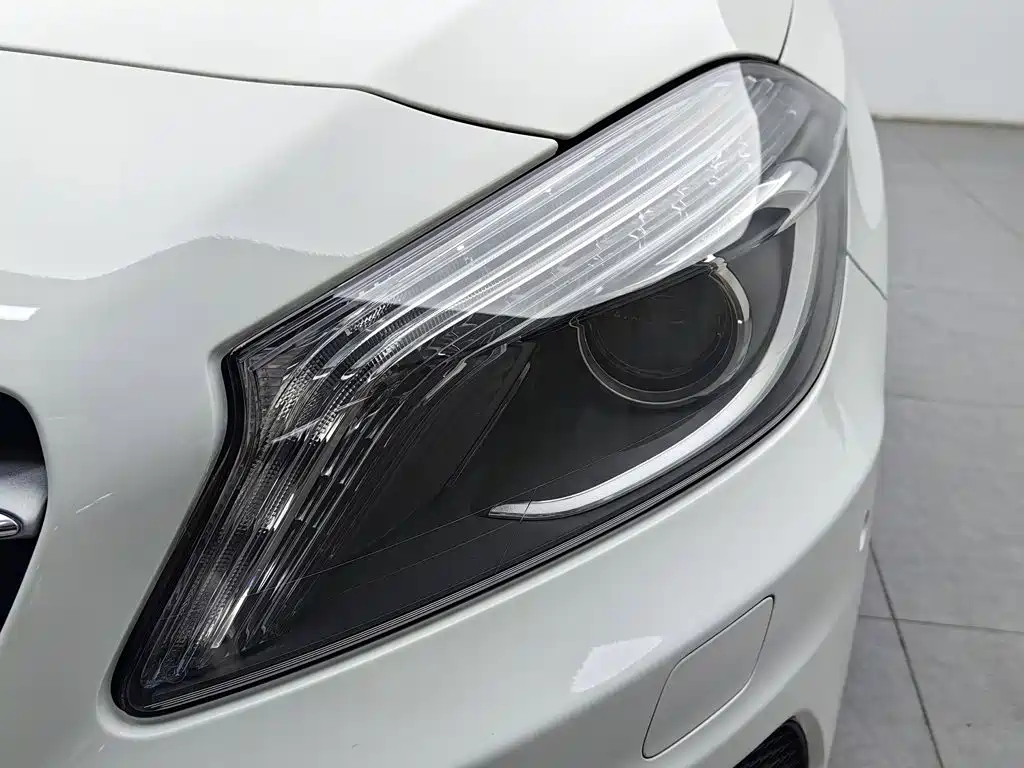 Mercedes-Benz A-Class (Import) — миниатюра 7