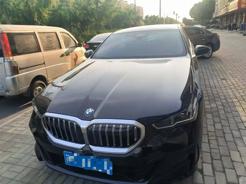 BMW 5 Series 5 2026 530Li Lead M Sport