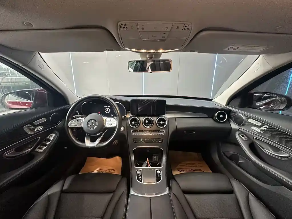 Mercedes-Benz C-Class — миниатюра 9