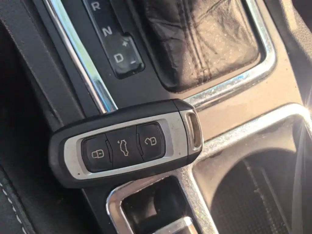 Geely Emgrand — миниатюра 9