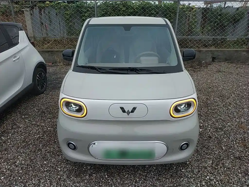 Wuling MINIEV — миниатюра 3