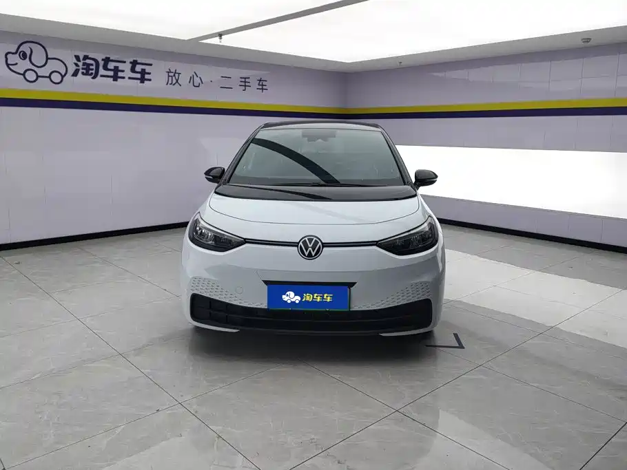 Volkswagen ID.3 — миниатюра 2