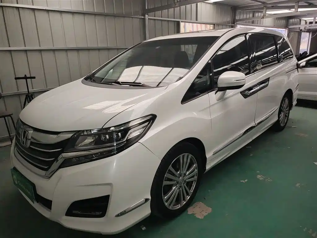 Honda Elysion 2017