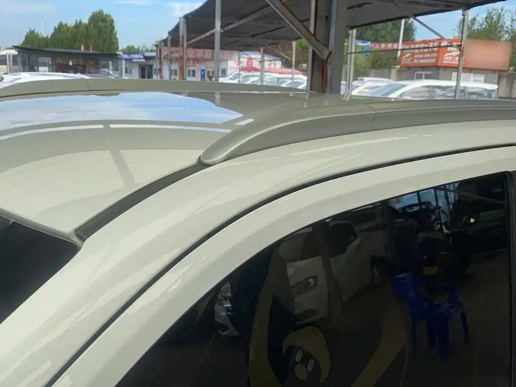Wuling MINIEV — миниатюра 7