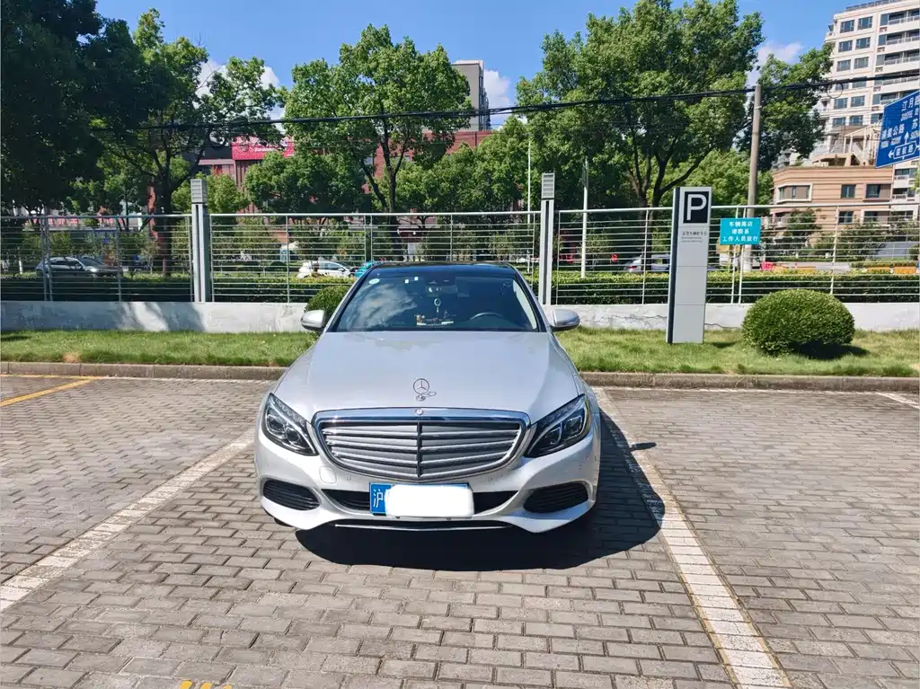 Mercedes-Benz C-Class — миниатюра 5