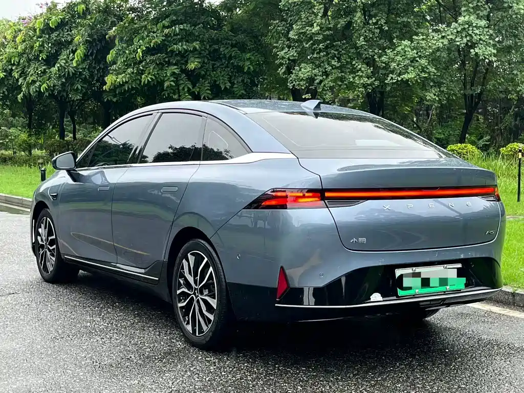 XPeng P5 — миниатюра 11