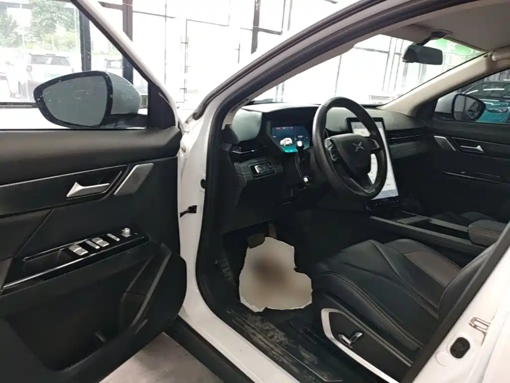 XPeng G3 — миниатюра 16