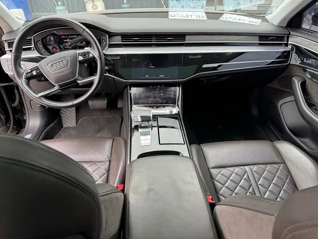Audi A8 — миниатюра 16