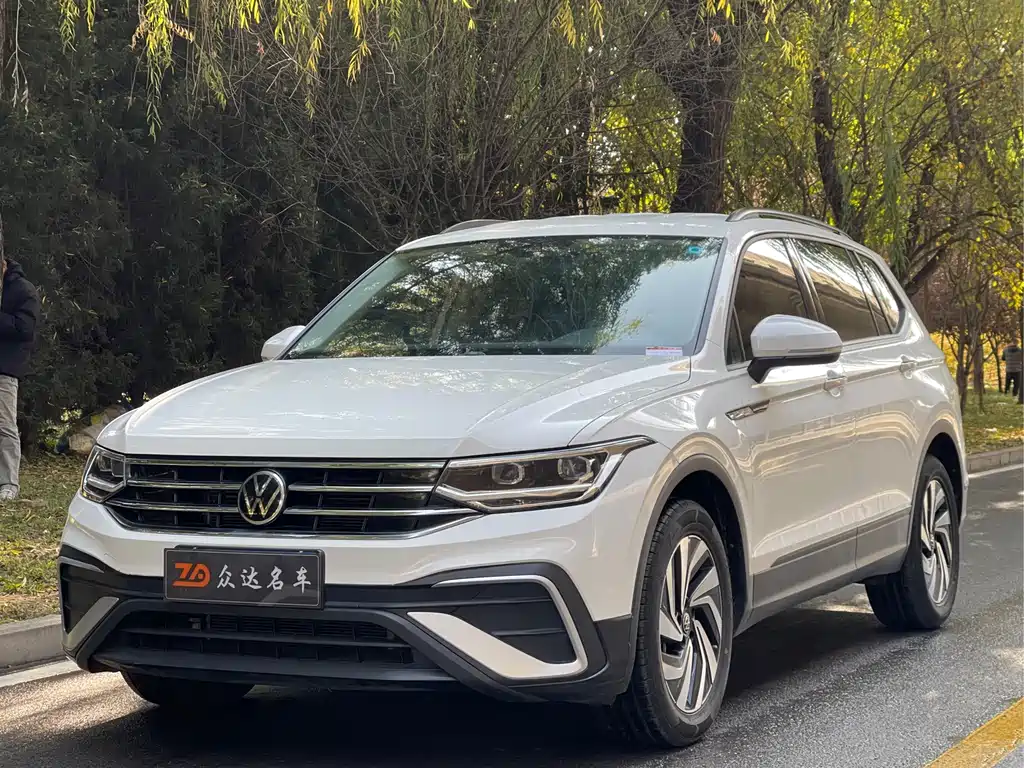 Volkswagen Tiguan L 2022