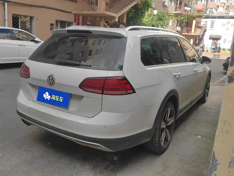 Volkswagen Golf (Import) — миниатюра 3
