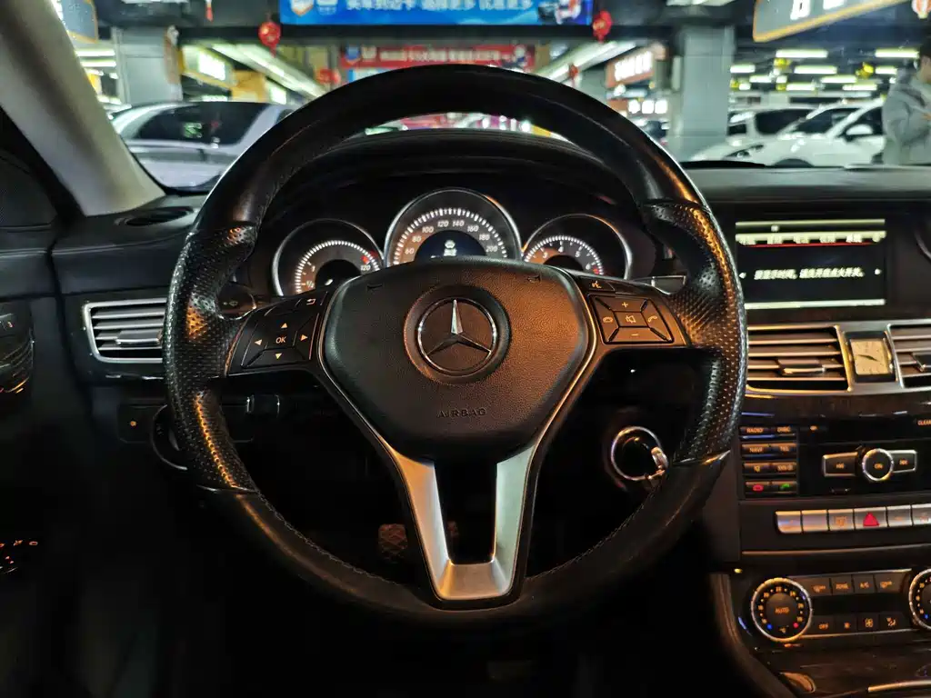 Mercedes-Benz CLS — миниатюра 6