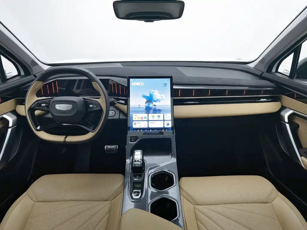 Geely Boyue L — миниатюра 5