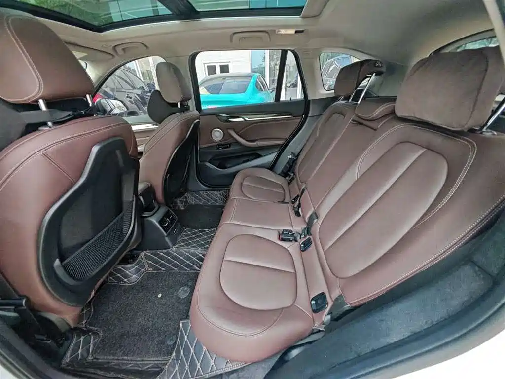 BMW X1 — миниатюра 6