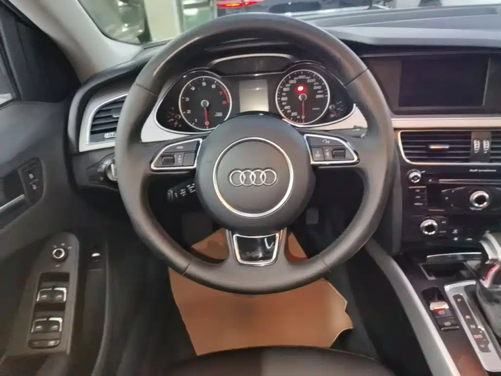 Audi A4L — миниатюра 11