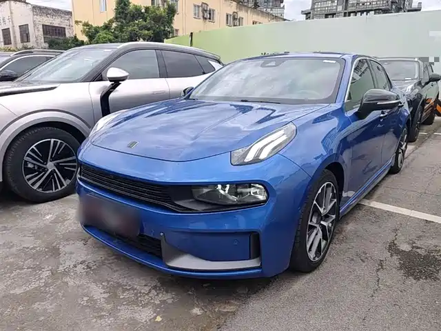 2022 Lynk & Co 03
