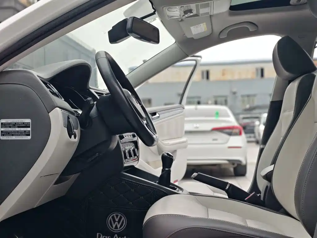 Volkswagen Sagitar — миниатюра 10