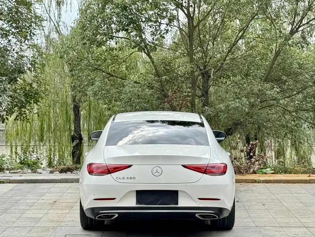 MERCEDES-BENZ CLS