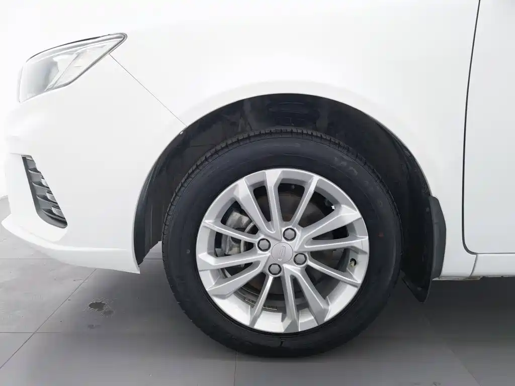 Geely Vision — миниатюра 17
