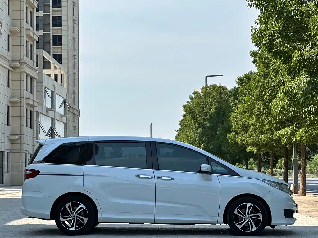 Honda Odyssey 2017 2.4L Luxury