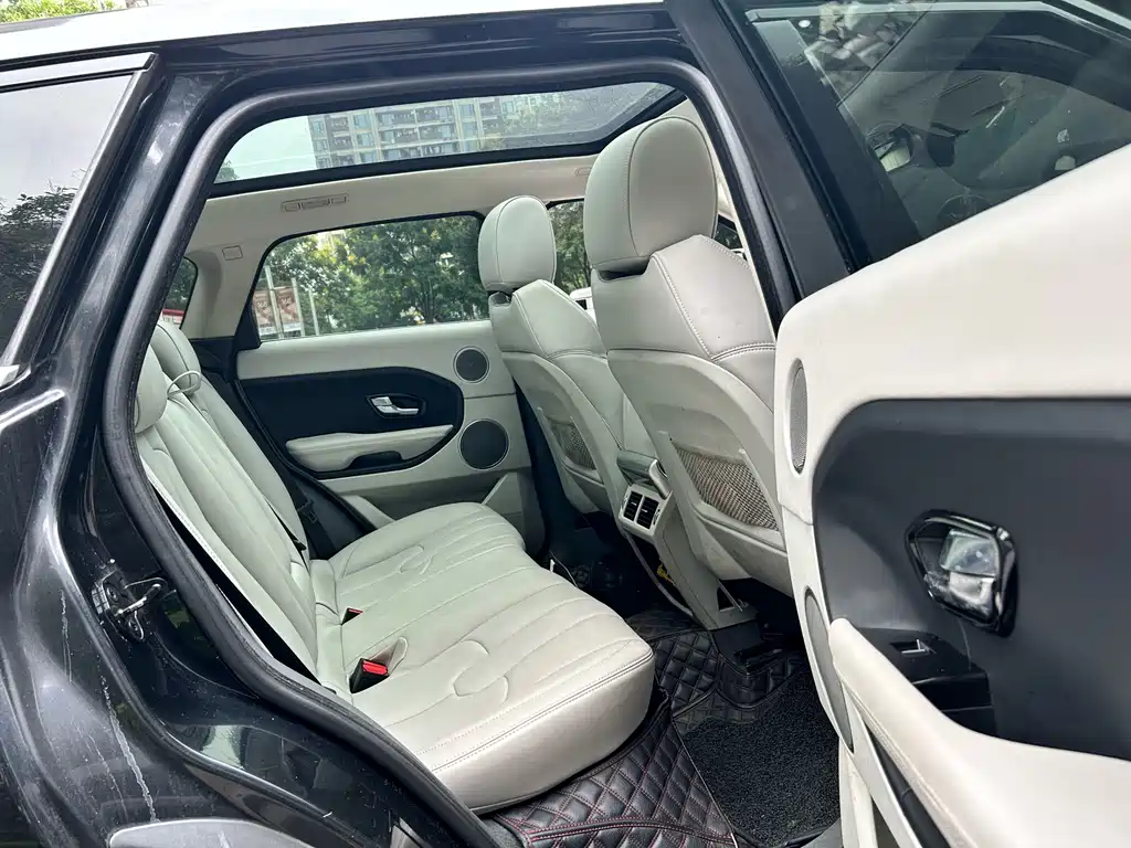 Land Rover Evoque (Import) — миниатюра 16
