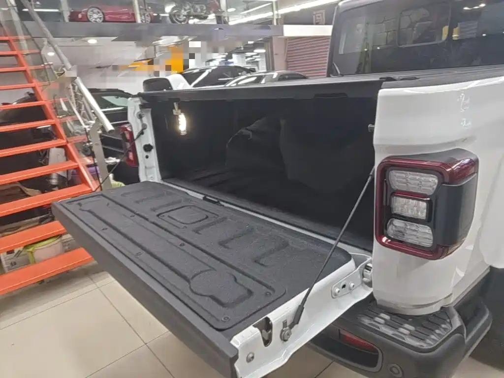 Jeep Gladiator — миниатюра 19