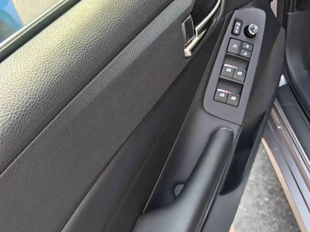 Toyota Avalon — миниатюра 18