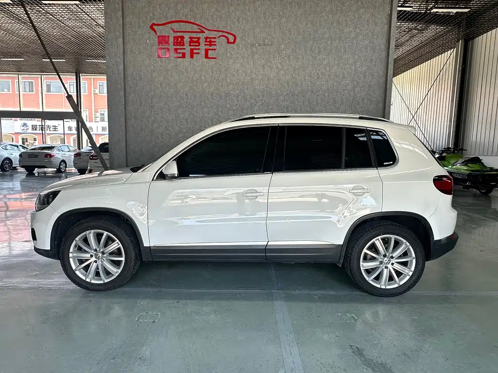 Volkswagen Tiguan — миниатюра 4