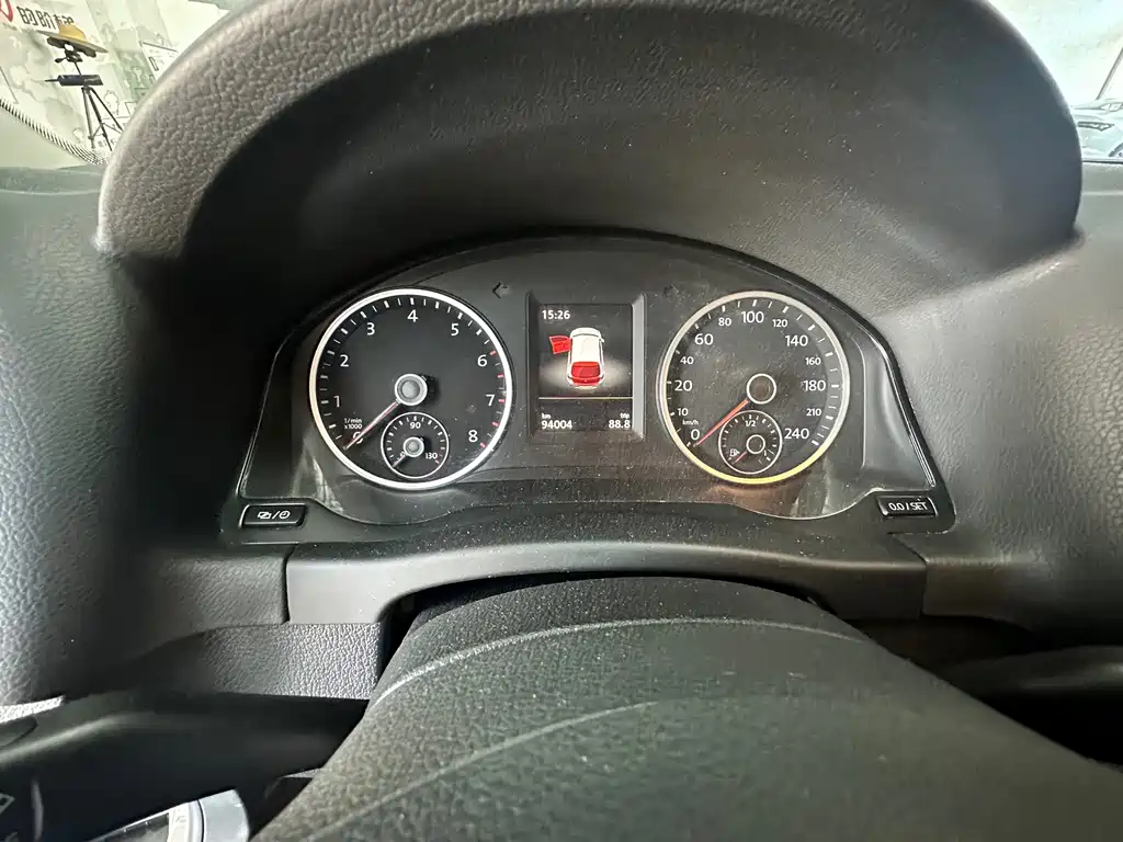 Volkswagen Tiguan — миниатюра 13