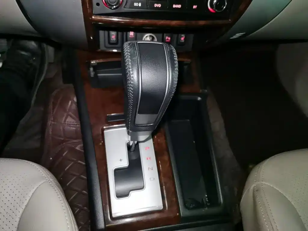 Mitsubishi Pajero Sport — миниатюра 14