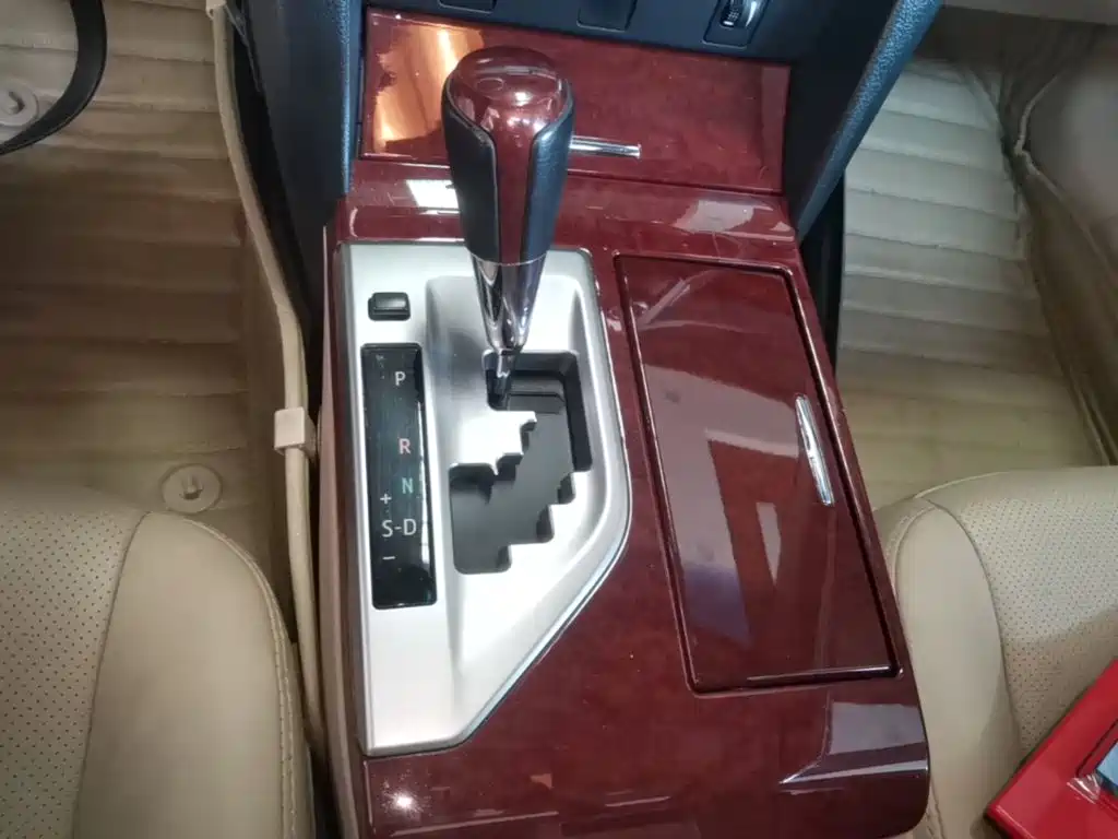 Toyota Camry — миниатюра 14