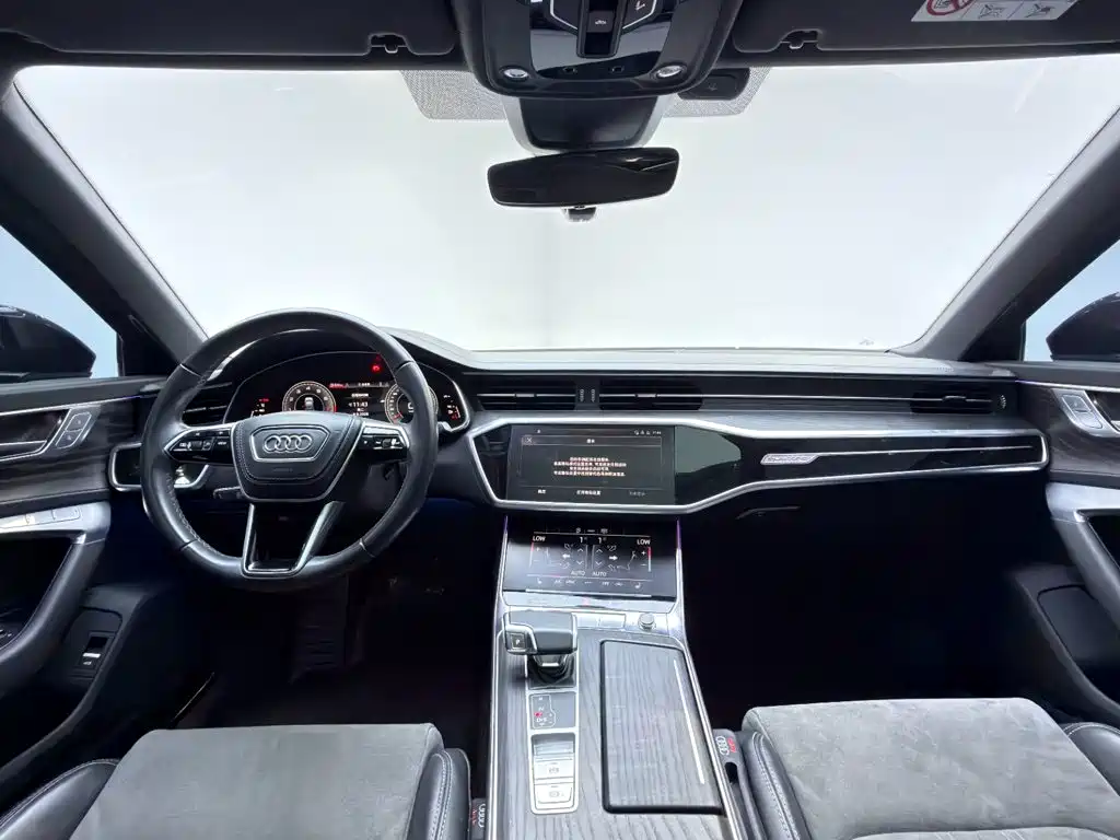 Audi A6L — миниатюра 12