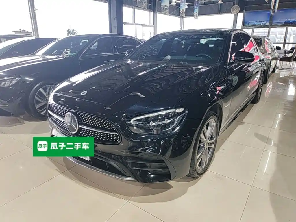 Mercedes-Benz E-Class — миниатюра 2