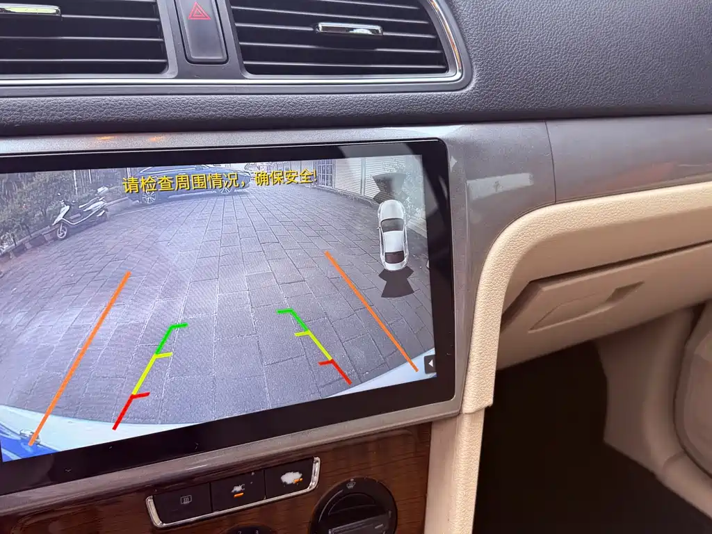 Volkswagen Lavida — миниатюра 16