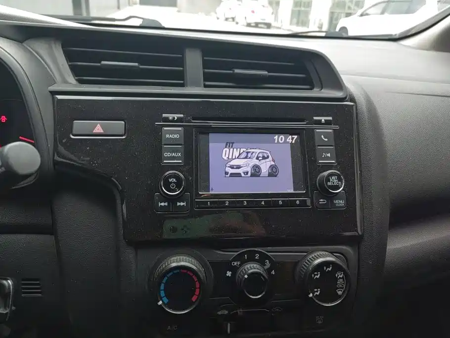 Honda Fit — миниатюра 13