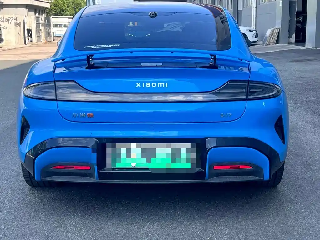 Xiaomi SU7 — миниатюра 10