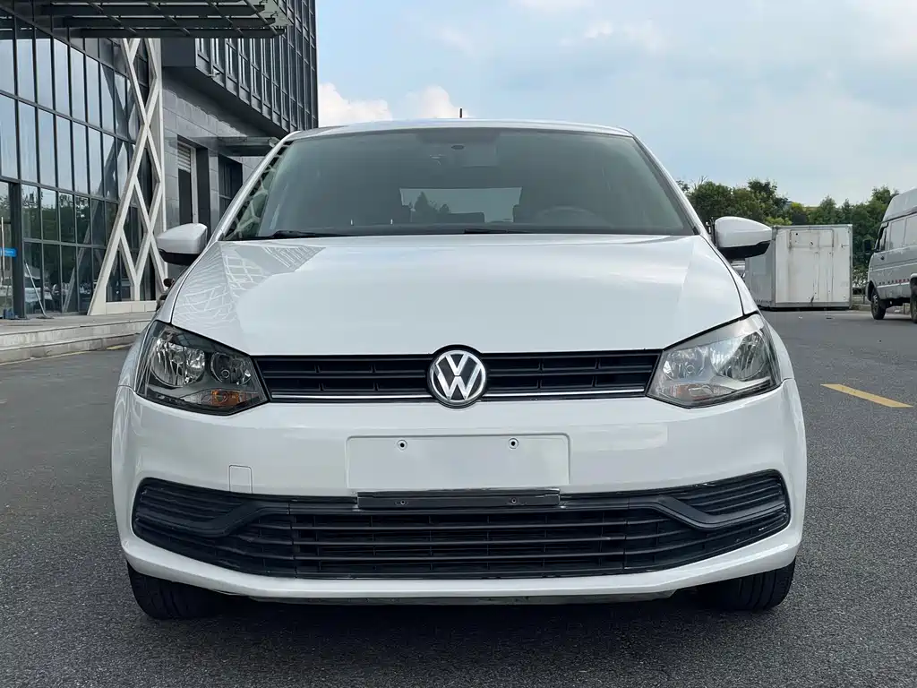 Volkswagen Polo — миниатюра 2