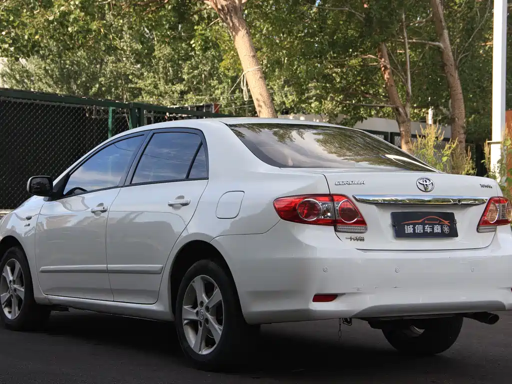 Toyota Corolla — миниатюра 9