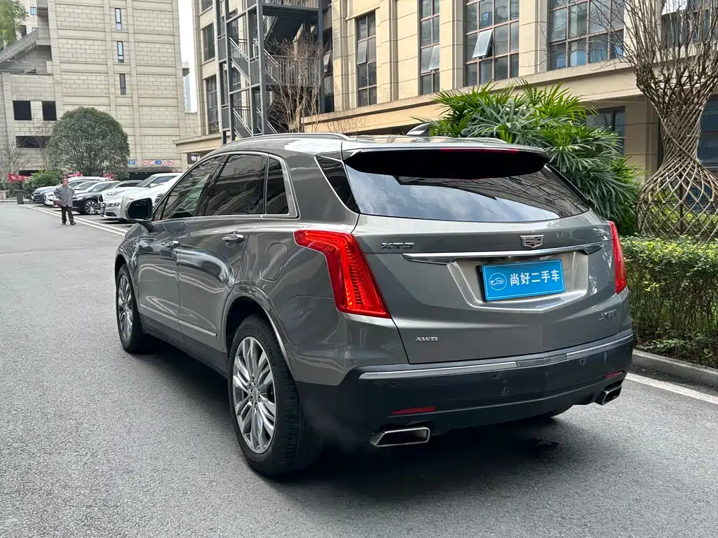 CADILLAC XT5