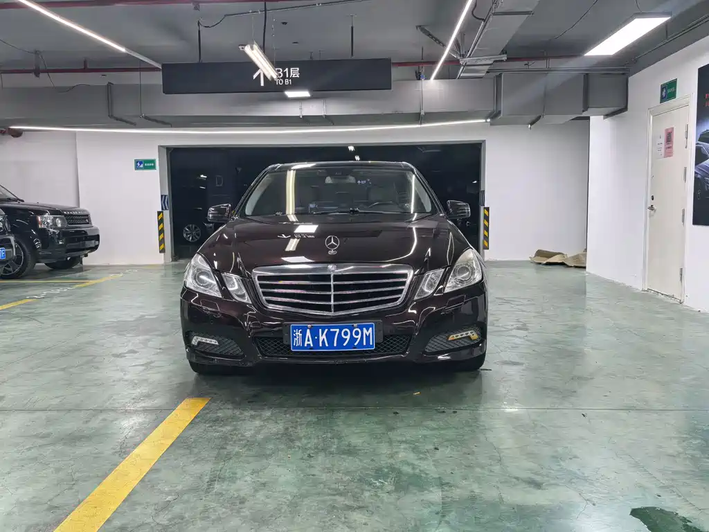 Mercedes-Benz E-Class — миниатюра 2